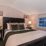 Premium 1 Queen 2 Singles Queen Bedroom in Premium 1 Queen 2 Singles
