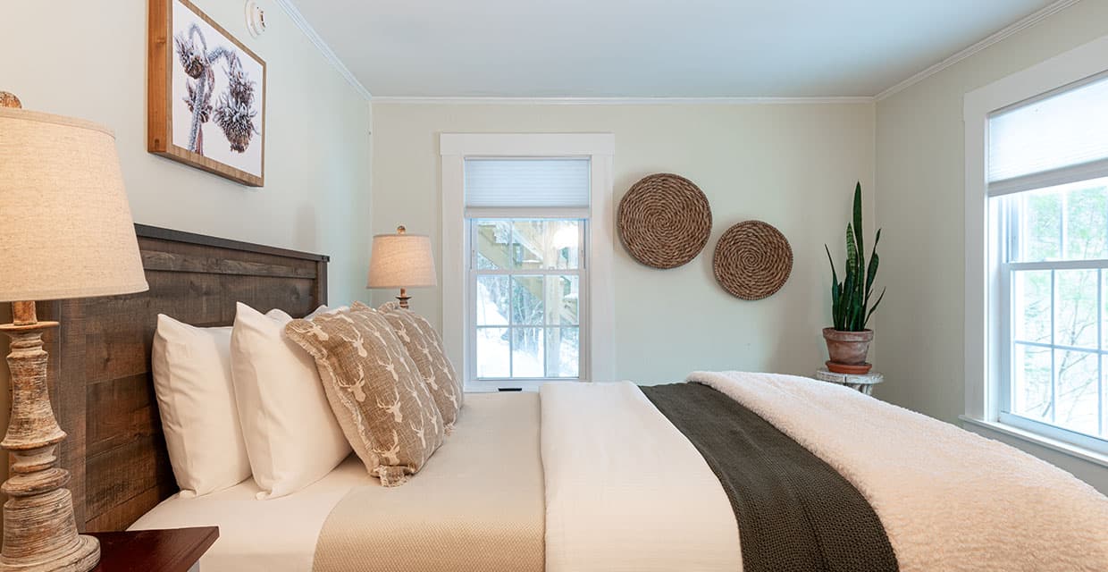 Standard 1 Queen Bedroom Angle 2 in Standard1 Queen