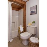 Standard Honeymoon King Bathroom in Standard Honeymoon King