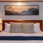 Standard honeymoon king bed in Standard Honeymoon King