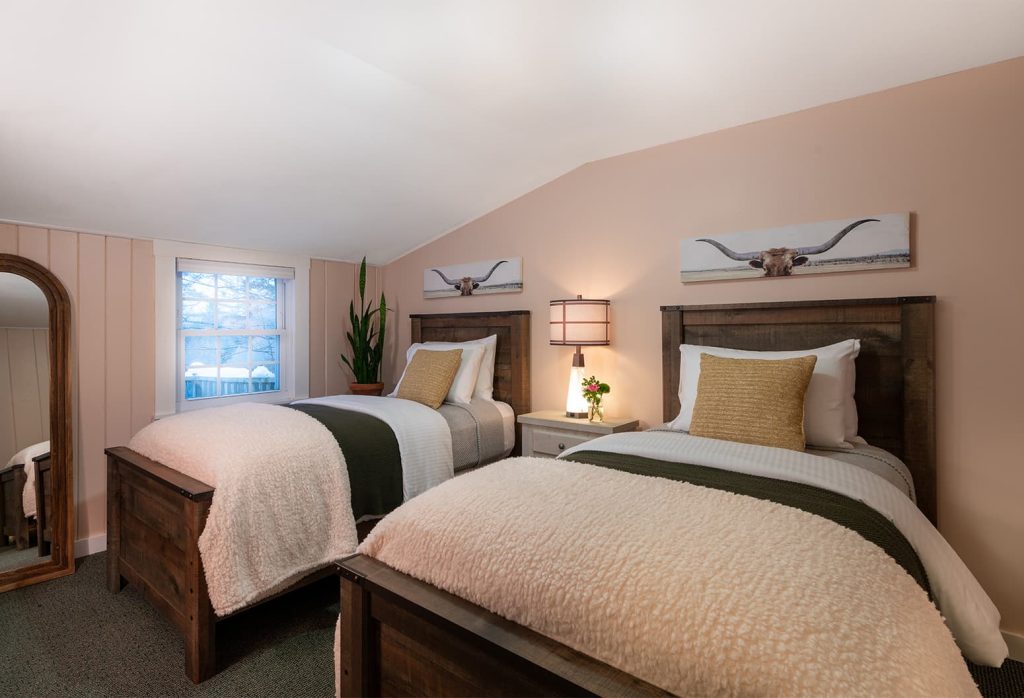 Two Beds at Tucker Hill Lodge